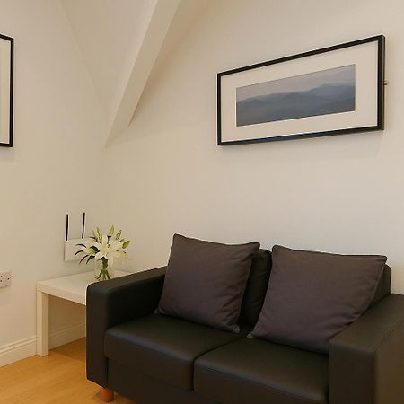 2 Bedroom Apartment Nr City Centre, Uni & Parks Cardiff Esterno foto